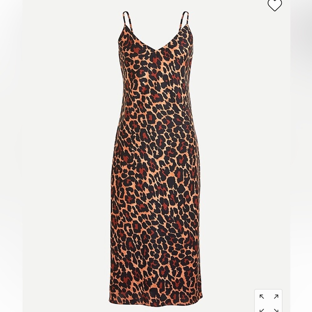 Slip dress in leopard print